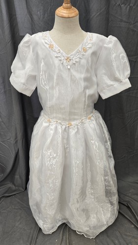 Abito bianco con perline