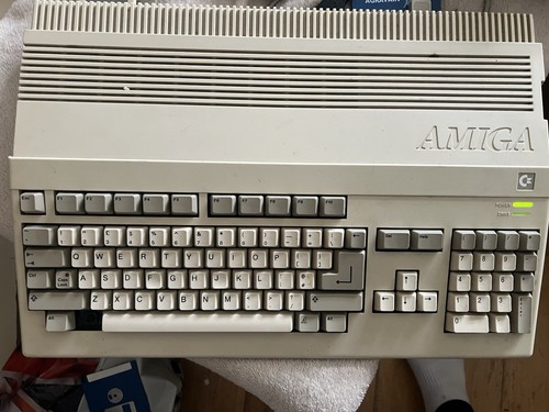 Commodore amiga a500 - commodore,