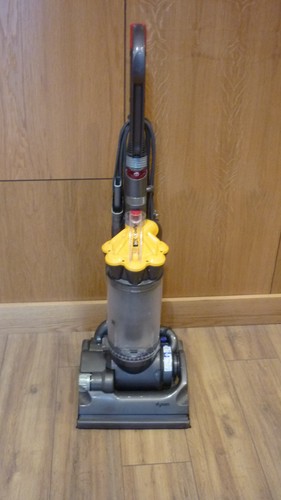 Dyson dc33 aspirapolvere - dyson,