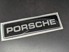 PORSCHE 105MM LOGO ADESIVO 3D