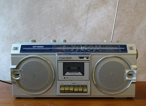 Sharp 5454 radio boombox - sharp,