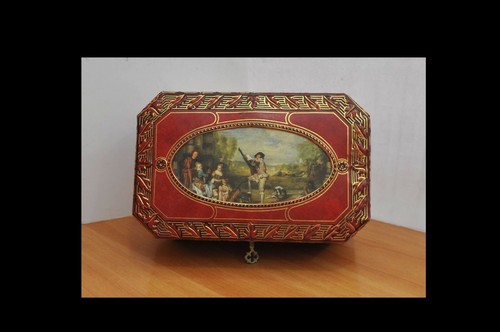Scatola bauletto con - , e