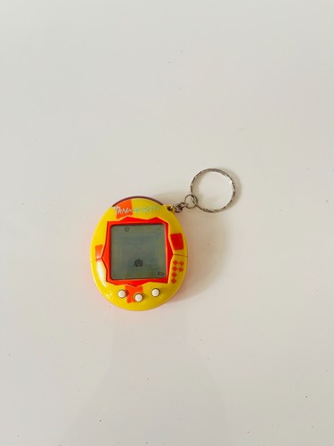 Tamagotchi connection 2004 - tamagotchi, v1