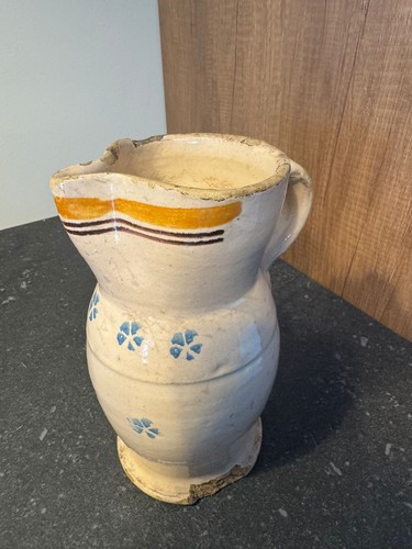 Antica brocca ceramica di - brocca,
