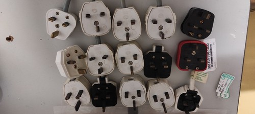 Lotto prese elettriche - , inglesi