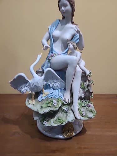 Scultura porcellana mario - scultura,