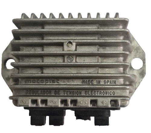 Regolatore tensione - regolatore, di