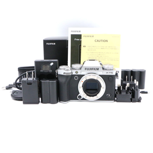 Fujifilm mirrorless - x-t5,