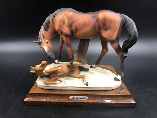 Cavallo con puledro miniatura - con,