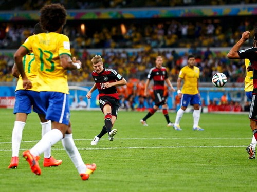 V4409 tony kroos shot - shot, goal