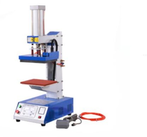 Stampatrice pneumatica