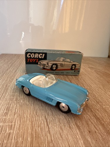 Corgi toys 303 mercedes benz - toys,