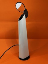 LAMPADA DA TAVOLO FLOS