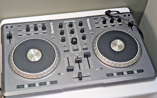 Numark mixtrack std controller - numark,
