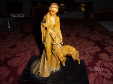 Statuina dèco originale Sebelin raffigurante donna con levriero alta cm.20 rara
