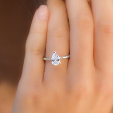 Anello solitario 2 kt goccia
