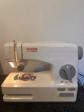 Macchina da cucire Singer Tiny Tailor #TT700 con accessori - da riparare