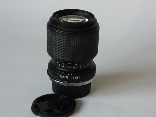 Tamron 210mm 5 - 70-210mm, f4-5.6