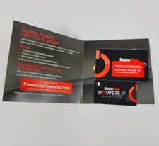 Game Stop Power Up Rewards 2010 Plastica Carta Nera in Supporto Originale Nuova Mai Usata
