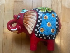 Salvadanaio elefante in