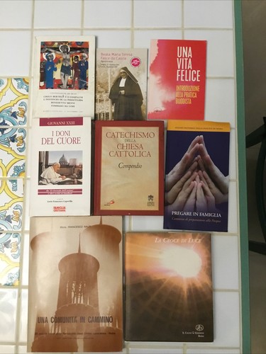 Lotto libri religiosi - 26,