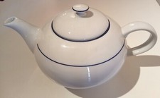 Teiera porcellana THUN 1794