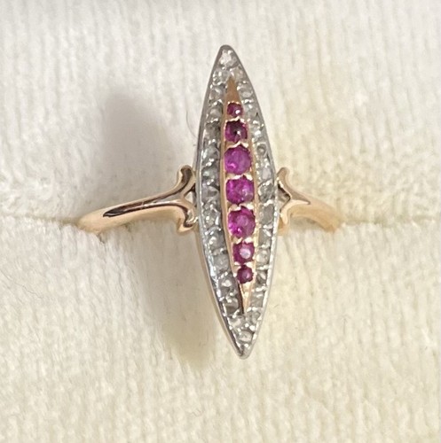Anello antico 1853 vittoriano