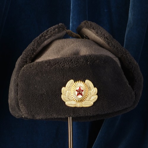 Chapka ddr insegna russa - ddr,