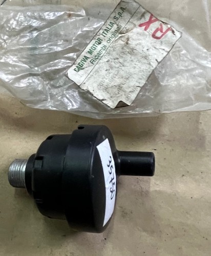 Sfiato vapori olio cagiva 350 - vapori,