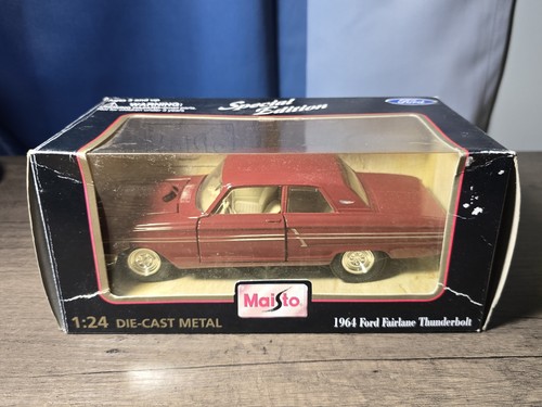 Maisto 1964 ford fairlane - maisto,