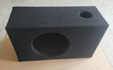 Cassa artigianale trapezoidale bass reflex  per subwoofer da 30 cm D cofano auto