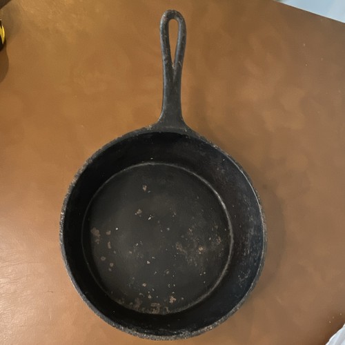 Padella ghisa 3 - padella, in