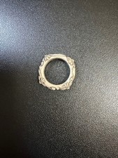 Anello in argento con fascia