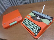 Macchina da scrivere bambino