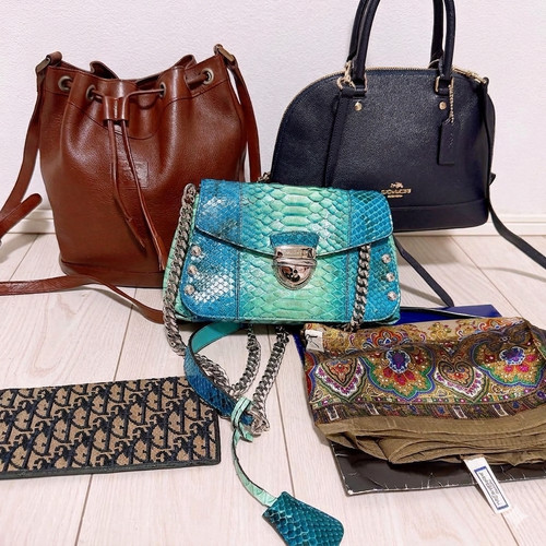 Lotto articoli borsa - lotto,