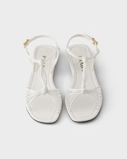 Prada Sandali in vernice