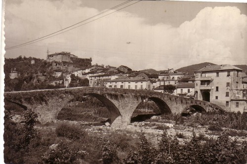 Pontremoli n viaggiata - ,