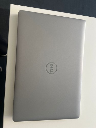 Dell latitude 5520 - dell, 15.6"