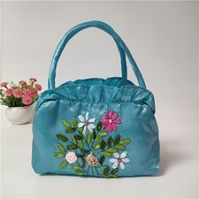 Borsetta In Raso Ricamata