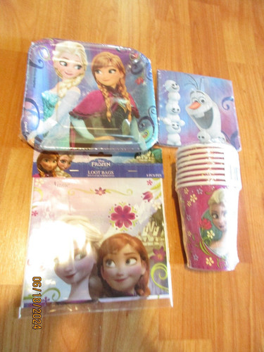 Disney frozen forniture - disney,