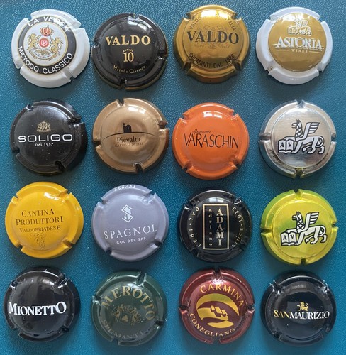 Lotto n 16 capsule - n., di