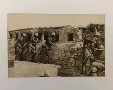 Antica cartolina militare Prima Guerra Mondiale - Soldati in trincea non viagg.