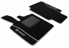 tappeti moquette con ricami