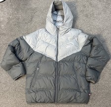 Nike Storm-Fit Windrunner