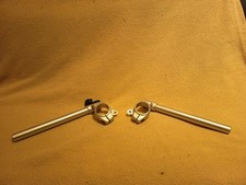 Semi manubri per Triumph Thruxton 900, T2042553, T2042554.