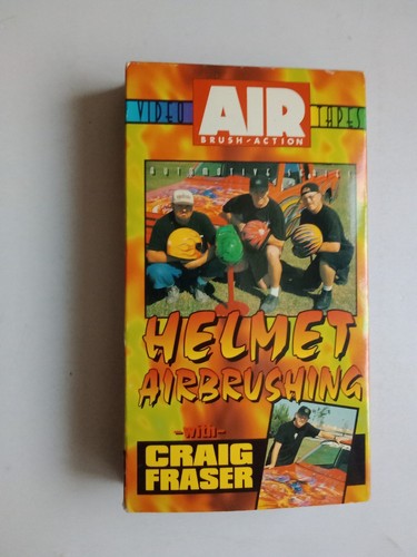 Helmet airbrushing with craig - airbrushing,