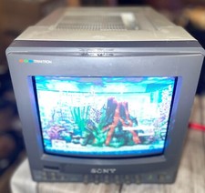 MONITEUR VIDÉO Sony 8  PVM 9020 ME CRT ( voir description )