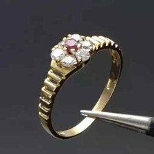 ?Delizioso ANELLO in ORO 18 kt 750 e pietre naturali Zirconi bianchi & Rubino?
