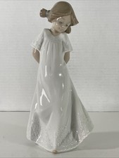 Statuina porcellana NAO by