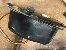 Lubrificante auto serbatoio